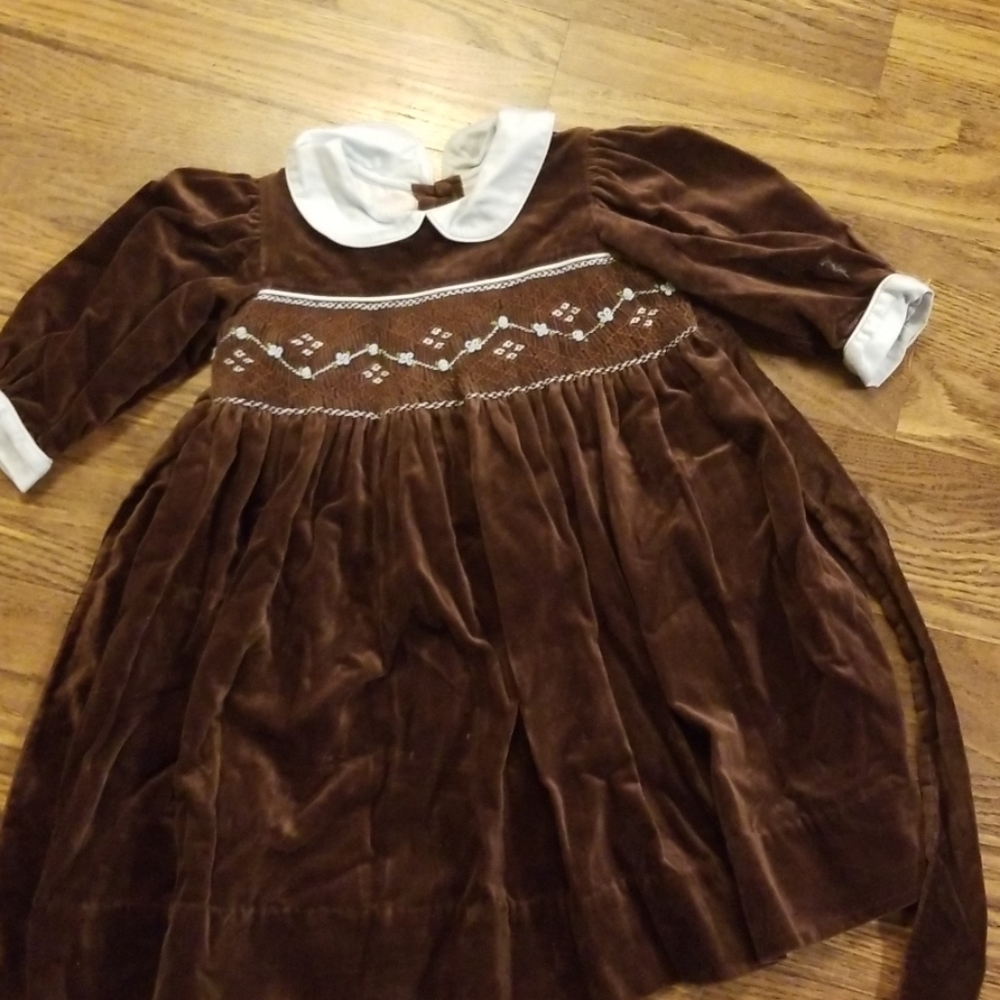 Girls dress